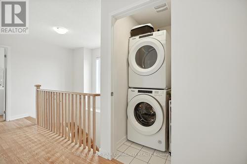 19 Heathrow Lane, Caledon, ON - Indoor Photo Showing Laundry Room