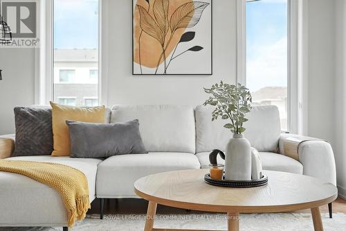 19 Heathrow Lane, Caledon, ON - Indoor