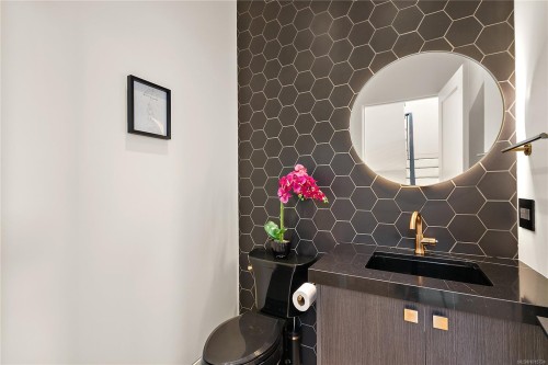 3552 Myles Mansell Rd, Langford, BC 