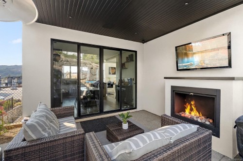 3552 Myles Mansell Rd, Langford, BC 