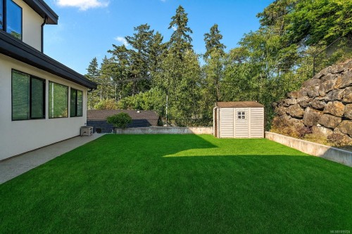 3552 Myles Mansell Rd, Langford, BC 