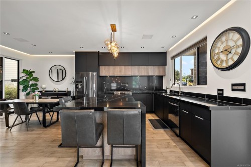 3552 Myles Mansell Rd, Langford, BC 