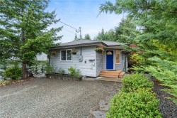 1684 Lailah's Loop  Qualicum Beach, BC V9K 2S3