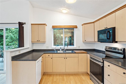 1684 Lailah'S Loop, Qualicum Beach, BC 