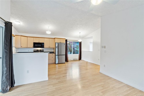 1684 Lailah'S Loop, Qualicum Beach, BC 