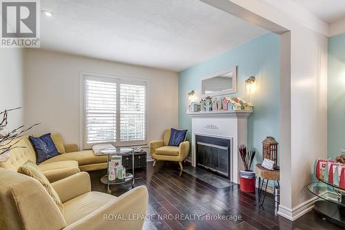 330 Gate Street, Niagara-On-The-Lake (Town), ON - Indoor Photo Showing Living Room With Fireplace