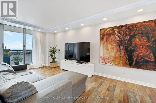 1905 - 160 George Street, Ottawa, ON - Indoor Photo Showing Living Room