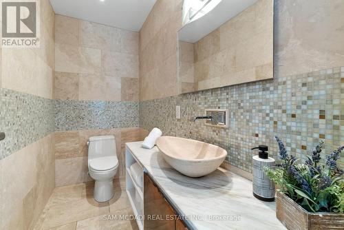 1287 Birchview Drive, Mississauga, ON - Indoor Photo Showing Bathroom