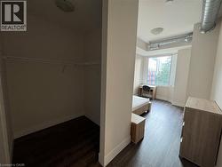 Primary bedroom with Walk In Closet - 