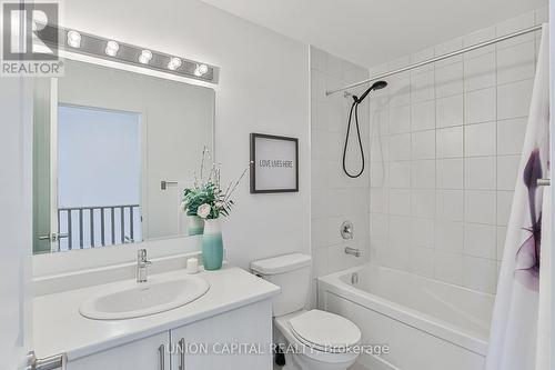 799 Stanstead Path, Oshawa, ON - Indoor Photo Showing Bathroom