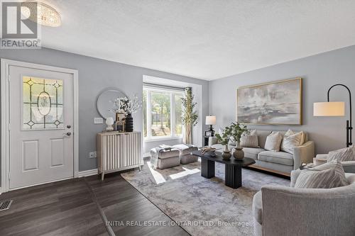 167 - 1010 Fanshawe Park Road E, London North (North C), ON - Indoor Photo Showing Living Room