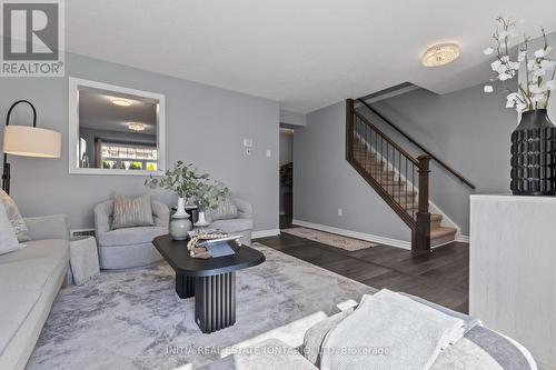 167 - 1010 Fanshawe Park Road E, London North (North C), ON - Indoor Photo Showing Living Room