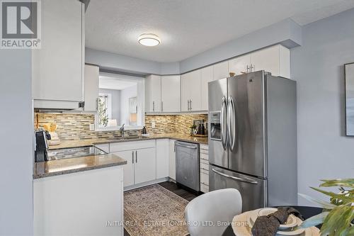167 - 1010 Fanshawe Park Road E, London North (North C), ON - Indoor Photo Showing Kitchen