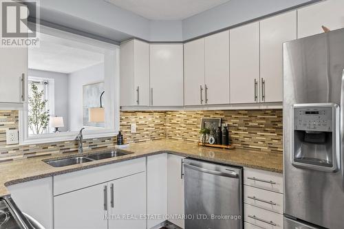167 - 1010 Fanshawe Park Road E, London North (North C), ON - Indoor Photo Showing Kitchen With Double Sink
