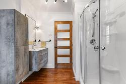 Salle de bains attenante à la CCP - 