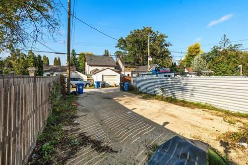 219 Roger St, Winnipeg, MB 