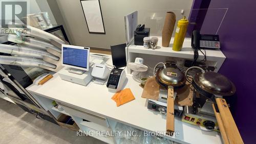 966 Dundas Street E, Mississauga, ON 