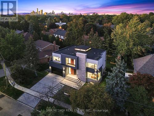 2075 Shawanaga Trail, Mississauga, ON - Outdoor