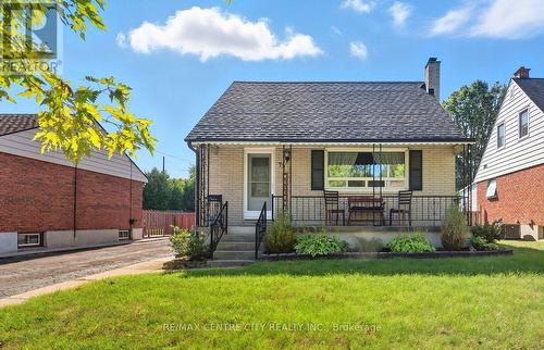 75 GLASS AVENUE  London East (East N), ON N5W 1Z8