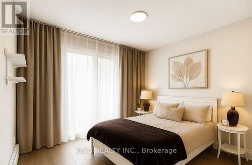 290 Lincoln Road, Waterloo, ON - Indoor Photo Showing Bedroom