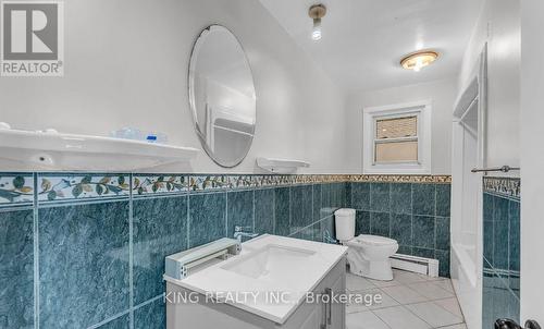 290 Lincoln Road, Waterloo, ON - Indoor Photo Showing Bathroom