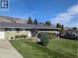 2282 Valleyview Drive  Kamloops, BC V2C 4C7