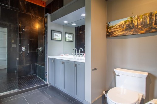 6927 Pirates Rd, Pender Island, BC 