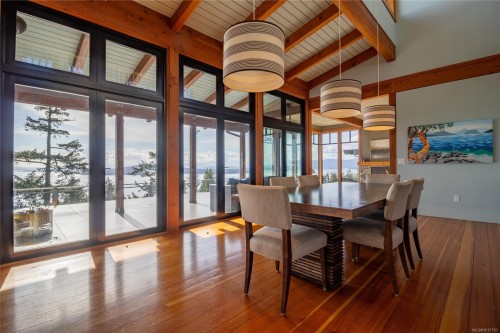 6927 Pirates Rd, Pender Island, BC 