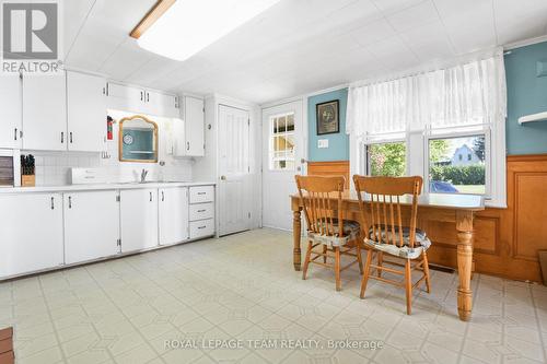 2692 Dunrobin Road, Ottawa, ON - Indoor