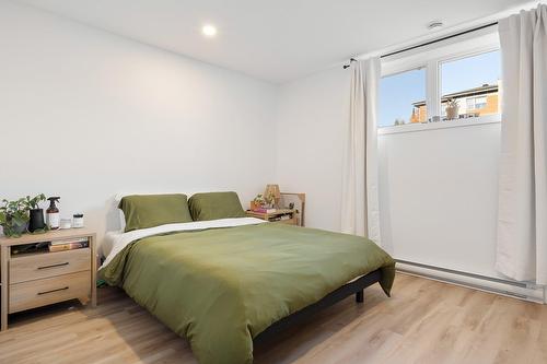 Bedroom - 1500 Rue Houle, Trois-Rivières, QC - Indoor Photo Showing Bedroom