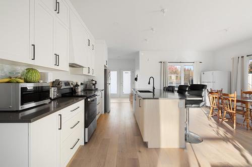 Kitchen - 1500 Rue Houle, Trois-Rivières, QC - Indoor Photo Showing Kitchen With Upgraded Kitchen