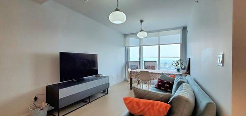 Living room - 2309-1400 Boul. René-Lévesque O., Montréal (Ville-Marie), QC - Indoor Photo Showing Living Room