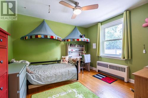 458 Elwood Road, Burlington, ON - Indoor Photo Showing Bedroom