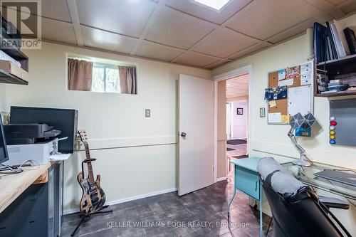 458 Elwood Road, Burlington, ON - Indoor Photo Showing Office