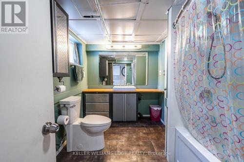 458 Elwood Road, Burlington, ON - Indoor Photo Showing Bathroom