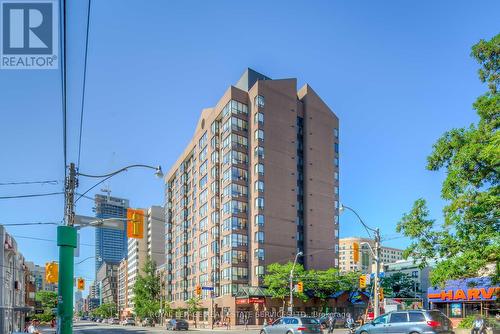 310 - 117 GERRARD STREET E  Toronto, ON M5B 2L4