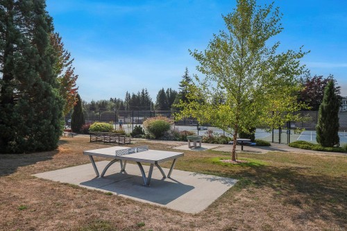 16-1646 Balmoral Ave, Comox, BC - Outdoor