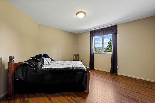 116 Coldwater Road, Merritt, BC - Indoor Photo Showing Bedroom