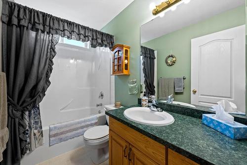 116 Coldwater Road, Merritt, BC - Indoor Photo Showing Bathroom