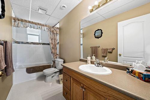 116 Coldwater Road, Merritt, BC - Indoor Photo Showing Bathroom