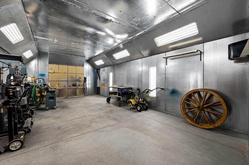 116 Coldwater Road, Merritt, BC - Indoor Photo Showing Garage