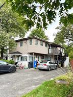 167  - 167B 3e Avenue  L'Île-Perrot, QC J7V 4Y6