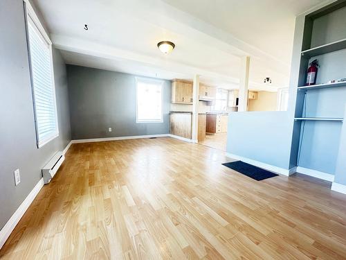Living room - 1247 2E Rang, Saint-Roch-Des-Aulnaies, QC - Indoor Photo Showing Other Room
