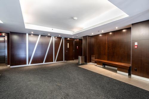 Hall - 406-1455 Rue Towers, Montréal (Ville-Marie), QC - Indoor Photo Showing Other Room