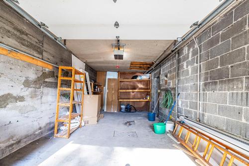Garage - 10183 Av. Merritt, Montréal (Ahuntsic-Cartierville), QC - Indoor Photo Showing Garage