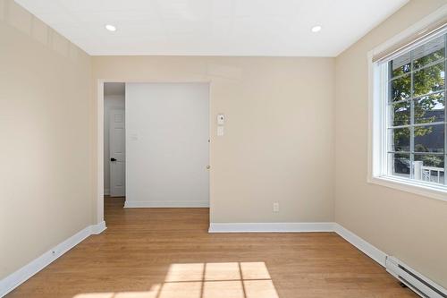Living room - 10183 Av. Merritt, Montréal (Ahuntsic-Cartierville), QC - Indoor Photo Showing Other Room