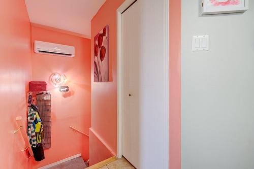 Escalier - 544 Ch. Du Grand-Bernier N., Saint-Jean-Sur-Richelieu, QC - Indoor Photo Showing Other Room