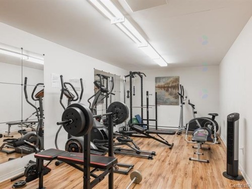 Exercise Room - 303-5700 Ch. De Chambly, Longueuil (Saint-Hubert), QC - Indoor Photo Showing Gym Room