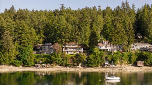 9600 Ardmore Dr, North Saanich, BC 