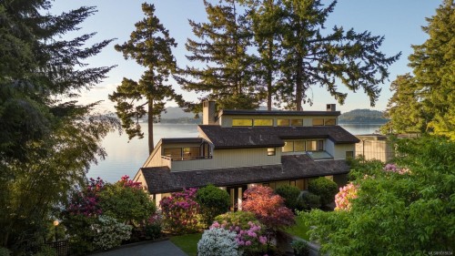 9600 Ardmore Dr, North Saanich, BC 